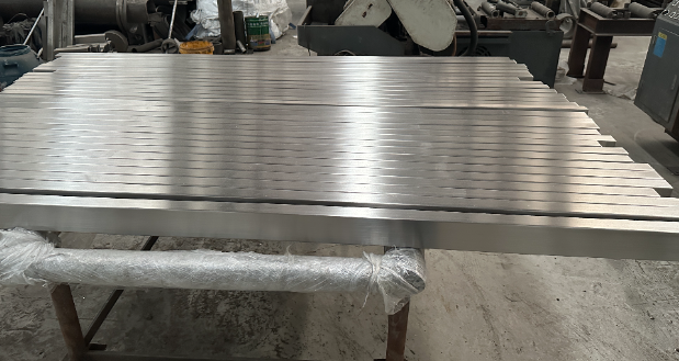 昆明不锈钢无缝方管 