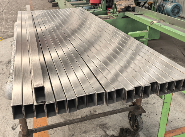 昆明建筑工程行业用不锈钢无缝钢管